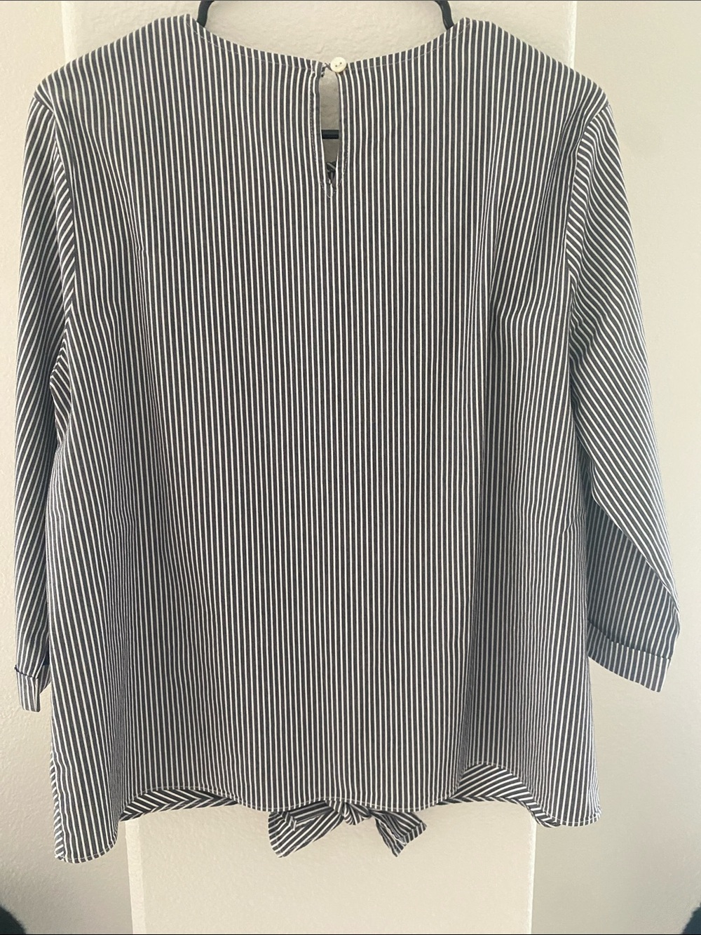 J. Jill Black and White Pin Striped Top Size Large - Picture 5 of 7